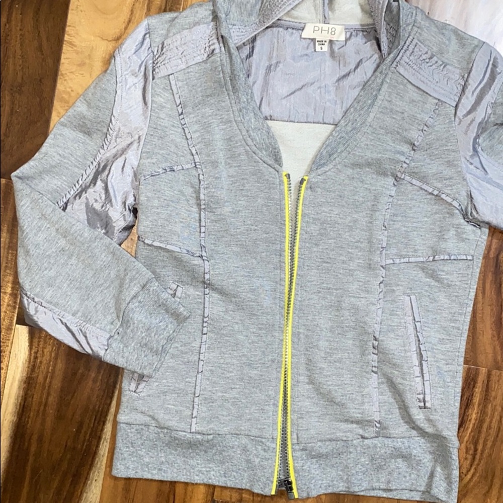 PH8 Grey Hooded Zipper Jacket sz S - Picture 4 of 6